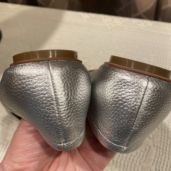 Lines Paola Leather Silver Metallic Pointy Toe Ballerina Slipper Flats, Size 8M - Picture 7 of 10